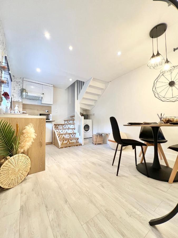 Charmant Appartement Duplex Au Calme เอเวรอ ภายนอก รูปภาพ