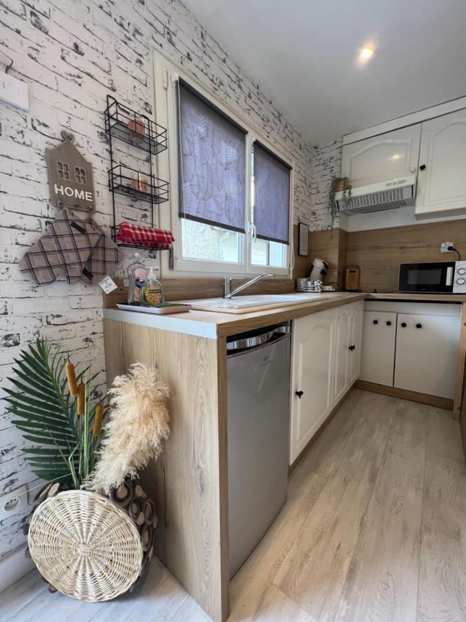 Charmant Appartement Duplex Au Calme เอเวรอ ภายนอก รูปภาพ