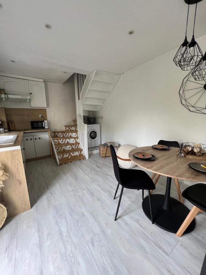 Charmant Appartement Duplex Au Calme เอเวรอ ภายนอก รูปภาพ