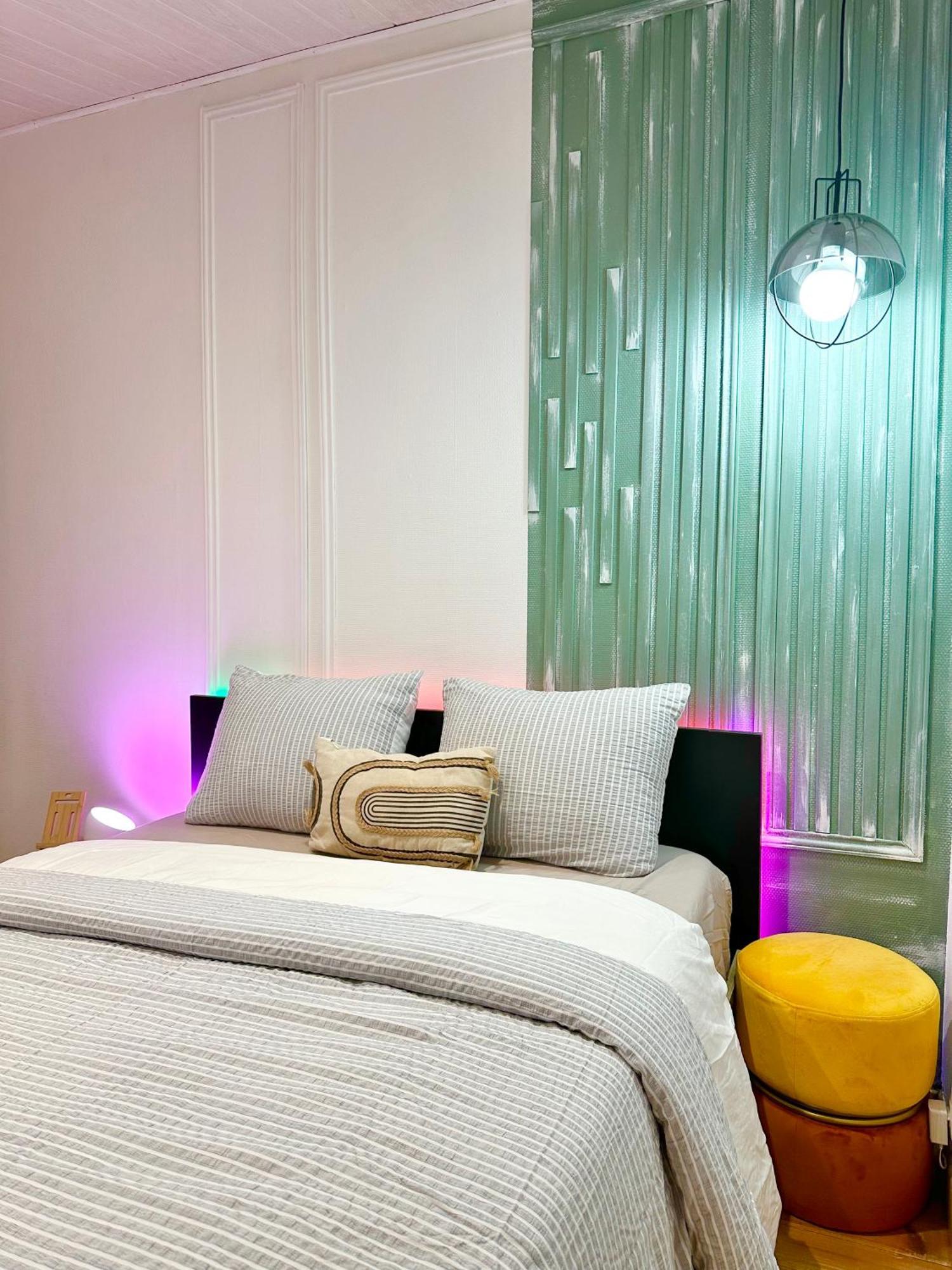 Charmant Appartement Duplex Au Calme เอเวรอ ภายนอก รูปภาพ